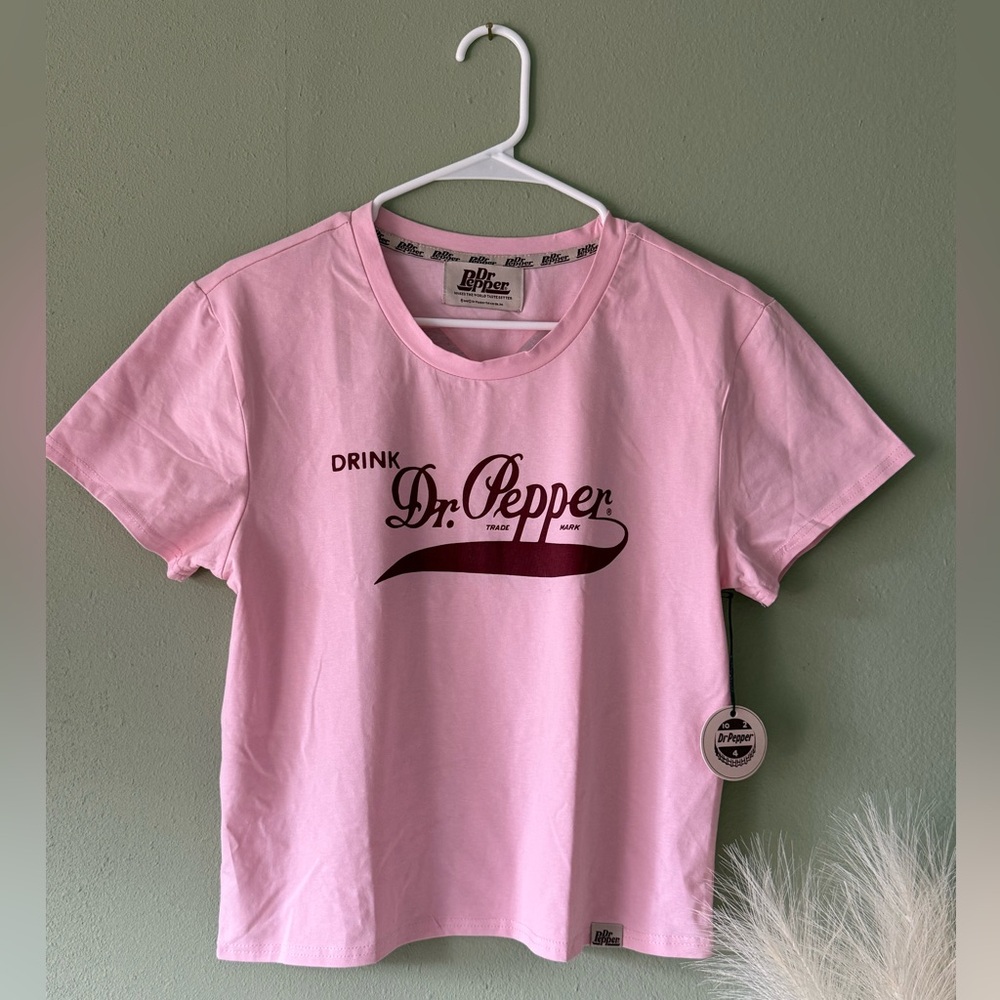Pink Women's T-Shirt size XL NWT